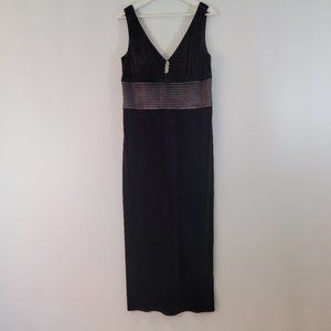 Coldwater Creek Full length sleeveless velvet gown